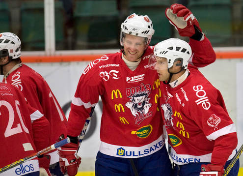 Jens Karlsson, jubel och Anders Skördåker