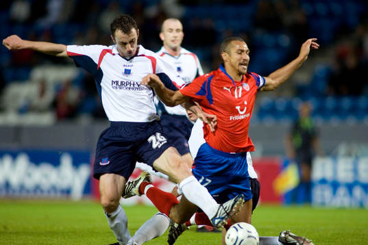 Olitie Cahill och Henrik Larsson