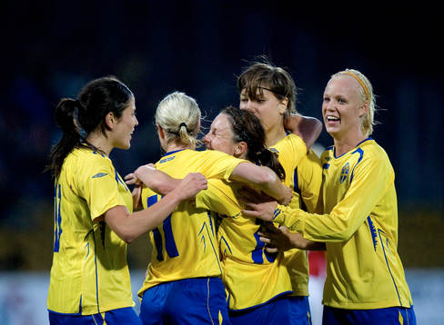 0-2, Nr. 10 Hanna Ljungberg, två mål direkt