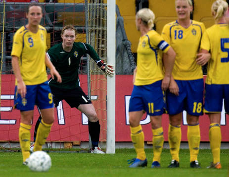 Frisparksmur, Hedvig Lindahl dirigerar