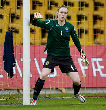 Hedvig Lindahl, målvakt