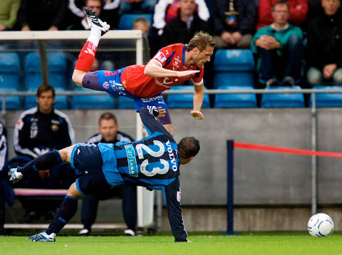 Martin Kolár, Helsingborg flyger över Lance Davids