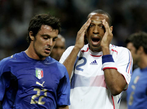 Thierry Henry, Frankrike, förtvivlad