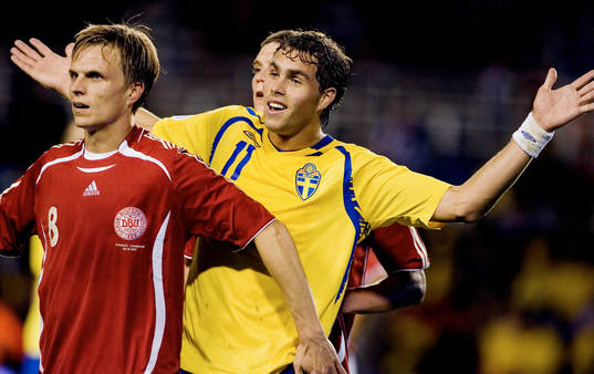 Jesper Grönkjaer, Danmark och Johan Elmander, Sverige
