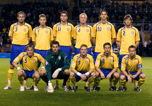 Startelva, lagbild. Bak frv, Olof Mellberg, Niclas