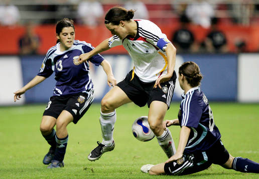 Maria Quinones och Clarisa Huber, Argentina, Birgit Prinz,