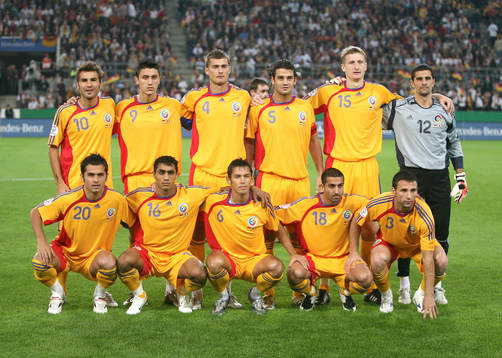 Bakre frv; Adrian Mutu, Ciprian Andrei Marica, Gabriel