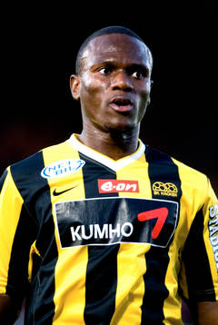 Robert Mambo Mumba, Häcken