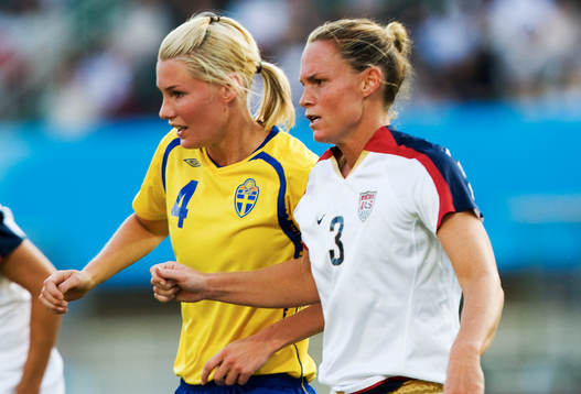 Hanna Marklund och  Christie RAMPONE