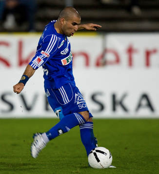 Arash Bayat