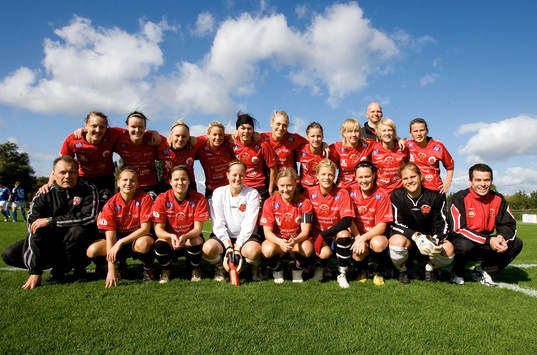 Bakre raden fr.v.: Ulrika Severin, Maria Nilsson, Elin