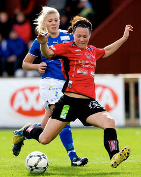 Frida Petersson, Kristianstad, laddar för skott i steget.