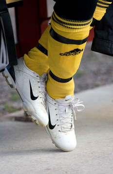 Fot, fötter, skor, fotbollsskor, vita Nike