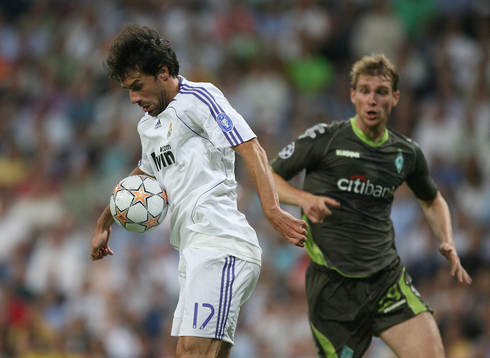 Ruud van Nistelrooy, Madrid och Per Mertesacker, Bremen