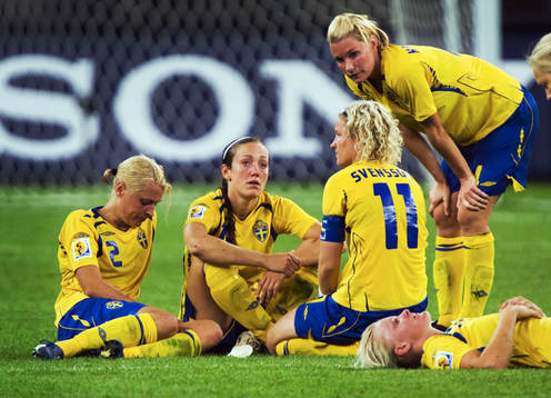 Sverige vann med 1-2 men åker ändå ur turneringen när