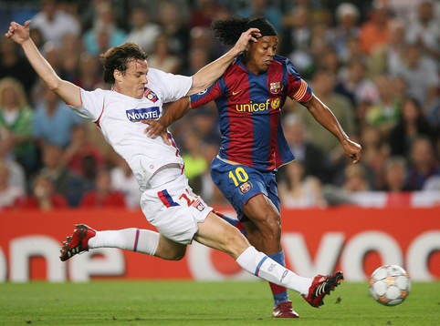Sebastien Squillaci och Ronaldinho