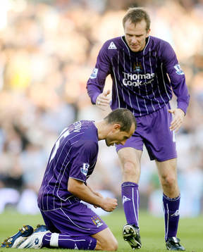Martin Petrov och Dietmar Hamann, jubel