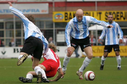 Fotboll, Holländsk liga, Ijsselmeervogels - Bennekom