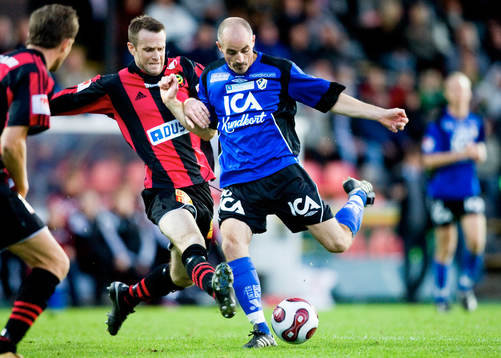 Magnus Arvidsson, Halmstad, provar skott