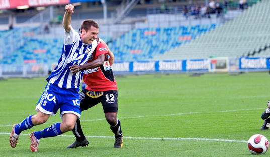 Stefan Selakovic, Göteborg, sliter sig loss, skri, skrik,
