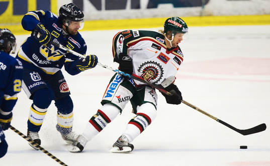 Per Gustafsson, HV71 och Tomi Kallio, Frölunda