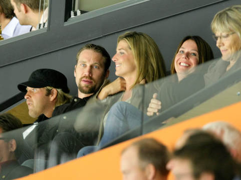 Peter Foppa Forsberg med flickvän