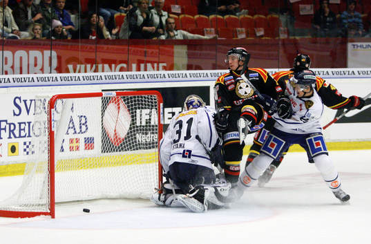 Brynäs stormar framför linköpingskassen