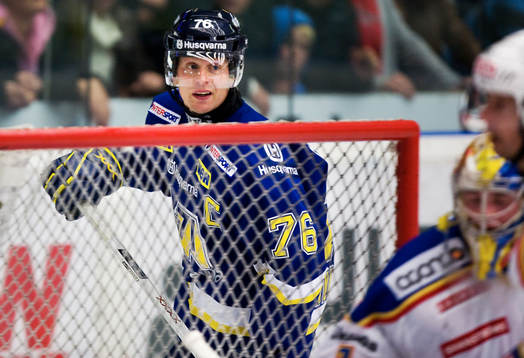 Johan Davidsson, HV71 och Daniel Larsson, målvakt,