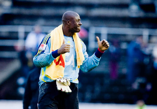 Pa Dembo Touray, målvakt, Djurgården, är nöjd