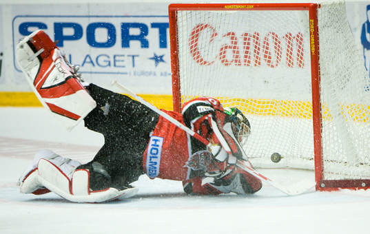 Karol Krizan, målvakt Modo släpper in 0-3