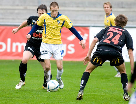 Zoran Jovanovic, Malmö tar sig igenom Trollhättans