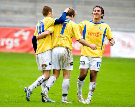 Magnus Bönnemark, Malmö, gör 2-0, jubel!