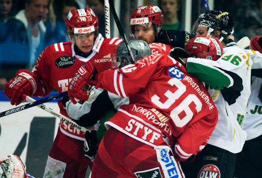 Pär Styf, Timrå och Fabian Brunnström, Färjestad i bråk