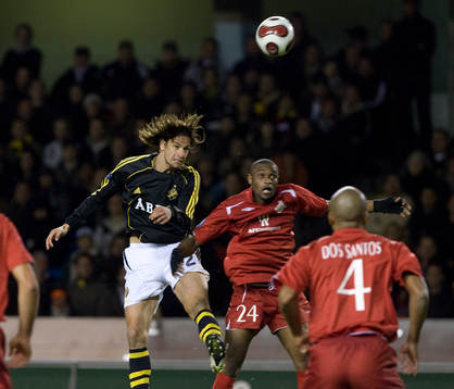a omg till UEFA Cupen, AIK - Tel Aviv: Ivan Obolo, AIK, och