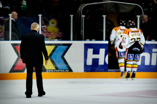 Leif Boork, tränare, Brynäs, lämnar isen