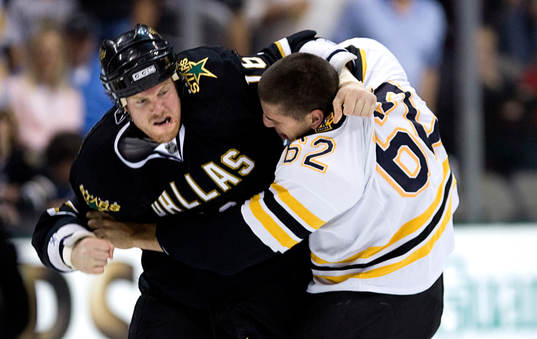 Brad Winchester, Dallas Stars och Milan Lucic, Boston