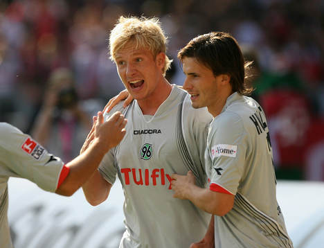 Mike Hanke och Szabolcs Huszti, Hannover, jubel