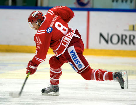 Sanny Lindström, Timrå skjuter in 1-2