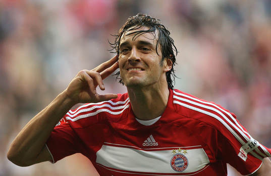 Luca Toni, Bayern, jubel