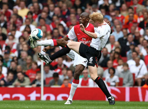 Abou Diaby, Arsenal och Paul McShane, Sunderland