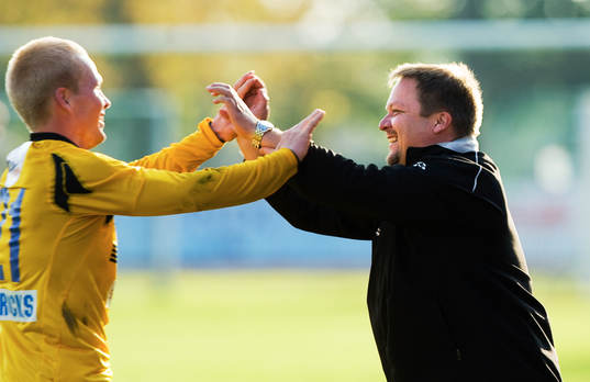 Ängelholm klara för superettan. Roar Hansen, tränare och