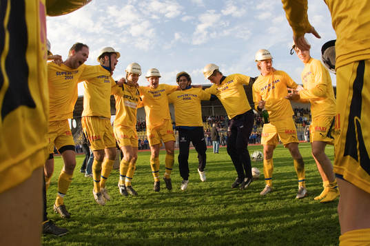 Ängelholm klara för superettan