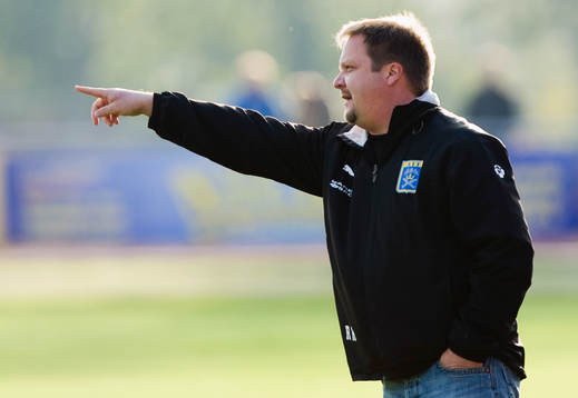 Ängelholm klara för superettan. Roar Hansen, tränare