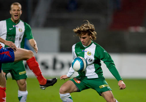 Simon Helg, Hammarby, debuterade