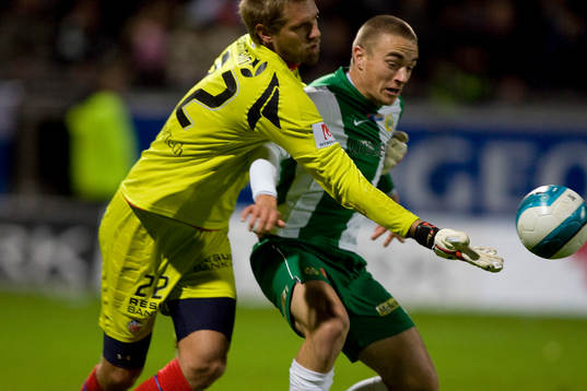 Oskar Berglund, målvakt, Helingborg, och Petter Andersson,