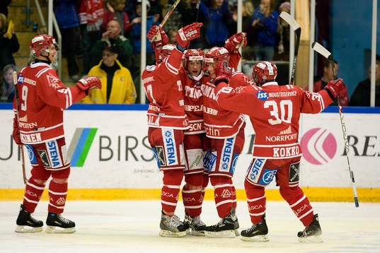 Timo Pärssinen, Timrå avgör med sitt 3-2mål, jubel