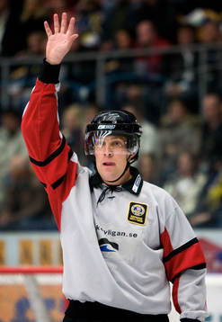 Morgan Johansson, domare