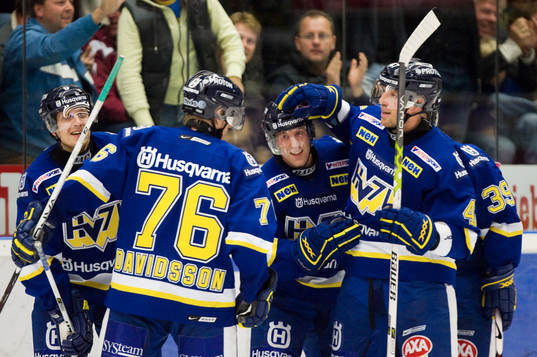mål av Martin Thörnberg, Johan Davidsson, Lance Ward,