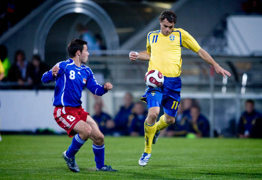 Johan Elmander, Sverige och Ronny Büchel, Lichtenstein
