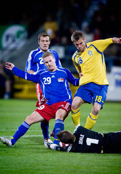 Markus Rosenberg, Sverige och Yves Oehri, Lichtenstein